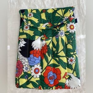 BAGGU Puffy Laptop Sleeve - 13 inch - NWOT
